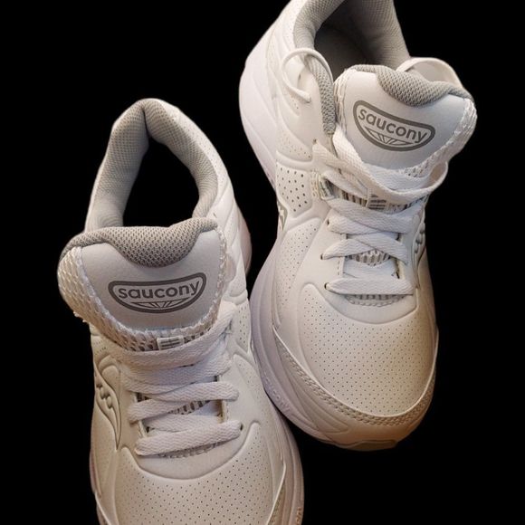 Saucony Grid Momentum White Walking Shoe Women's Size 6M - Picture 2 of 5